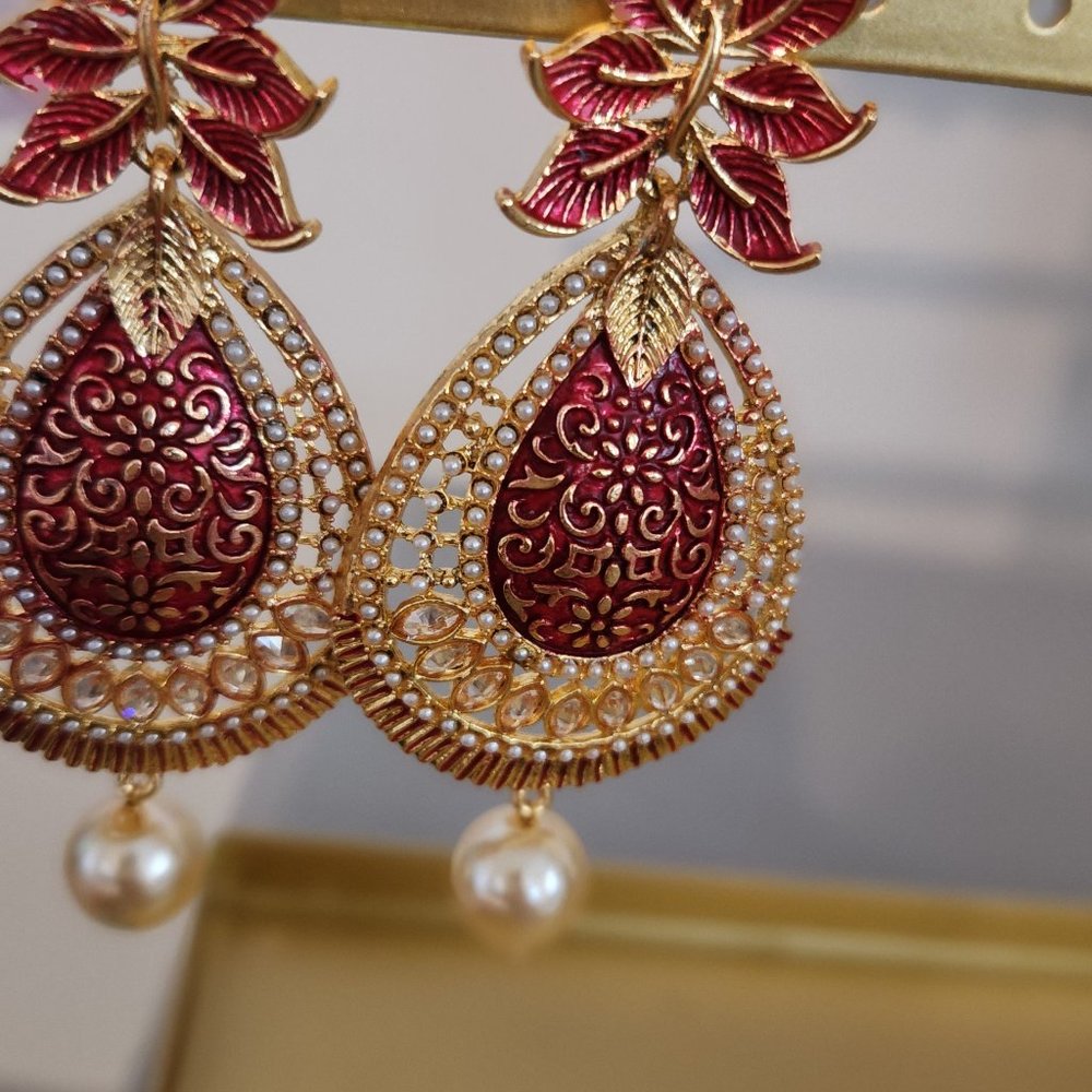 Jhumkas